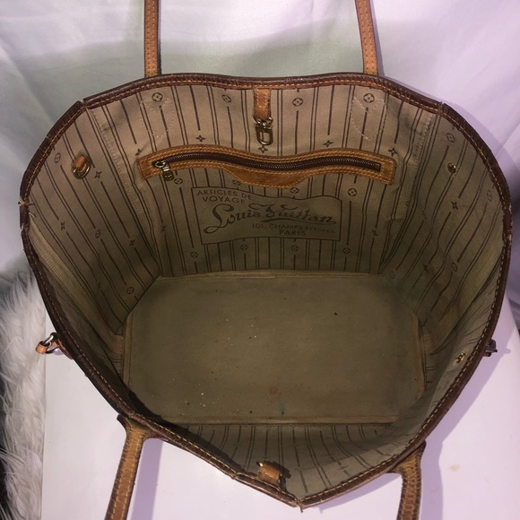 Louis Vuitton Monogram Neverfull MM Tote - Picture 3 of 8